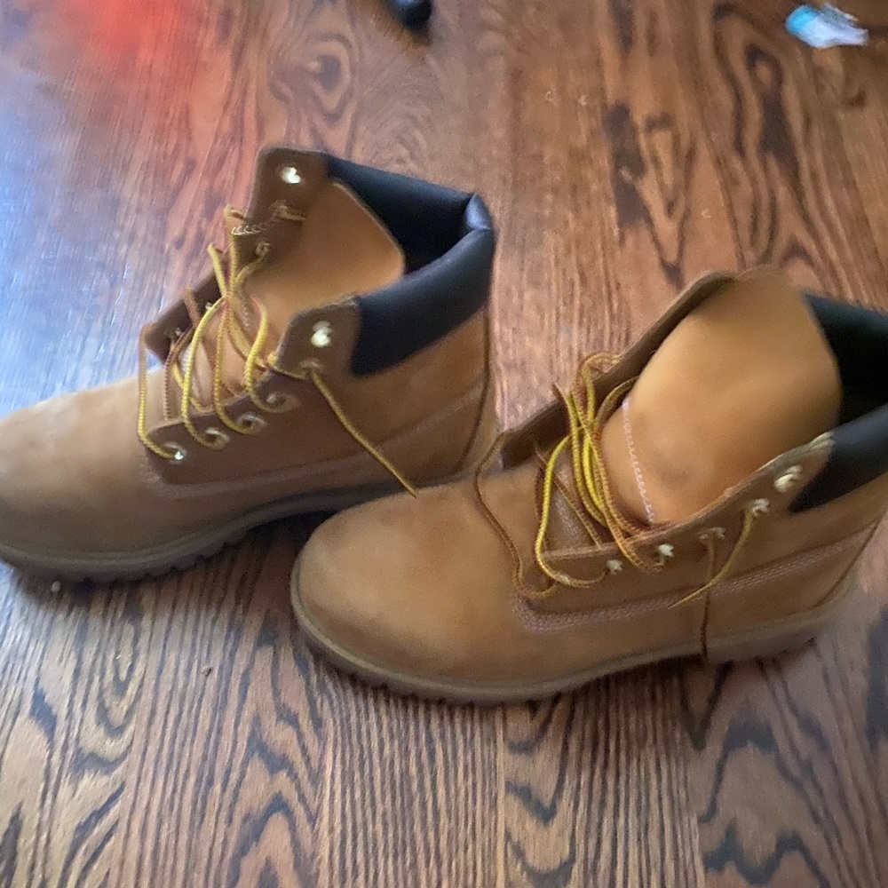 Timberland - Picture 2 of 4
